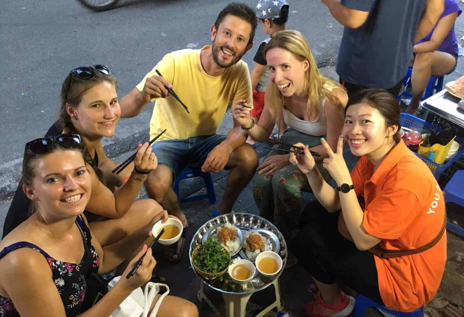 hanoi street food tour